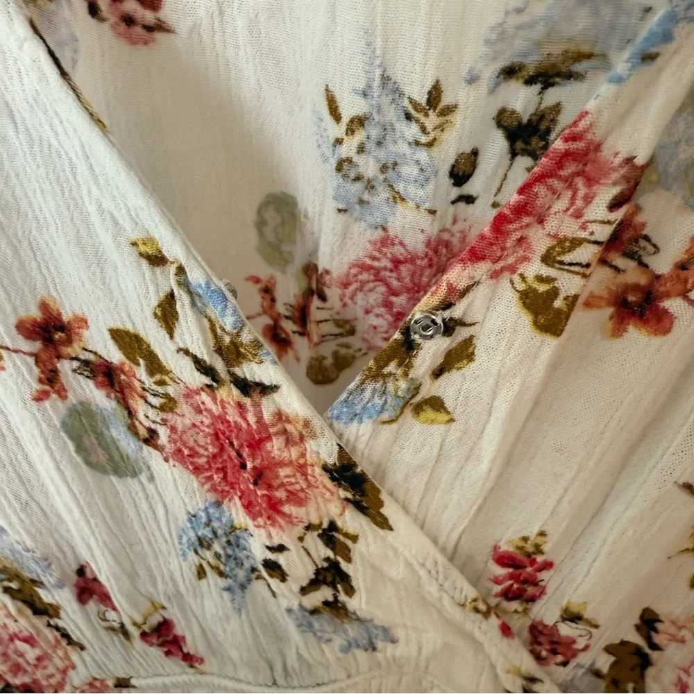 Flower Cream Maxi Dress - Picture 10 of 12